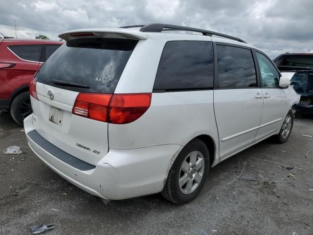 2004 Toyota Sienna XLE