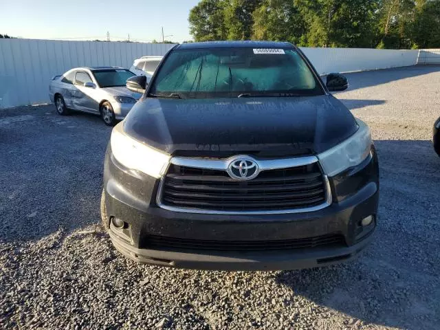 2014 Toyota Highlander LE