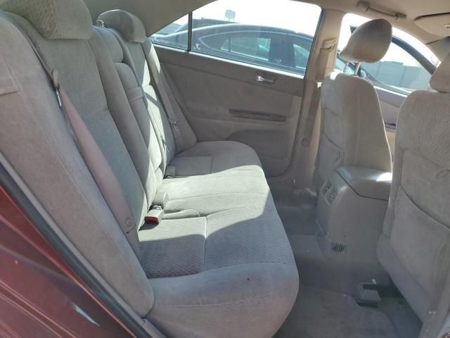 2004 Toyota Camry LE