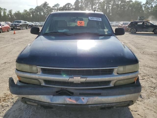 2002 Chevrolet Tahoe C1500