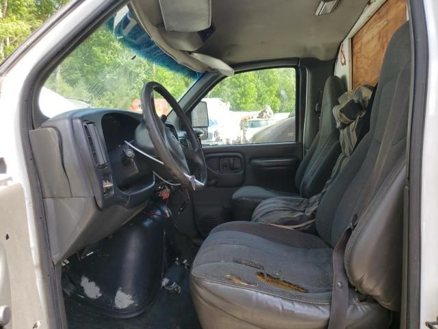 2002 Chevrolet Express G3500