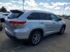 2017 Toyota Highlander SE