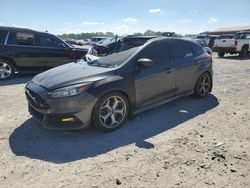 Salvage cars for sale from Copart Madisonville, TN: 2016 Ford Focus ST