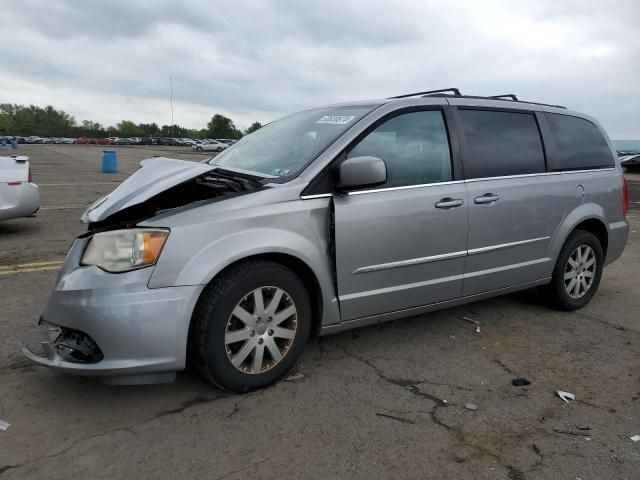 2016 Chrysler Town & Country Touring