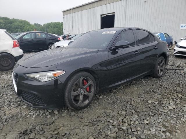 2017 Alfa Romeo Giulia Q4