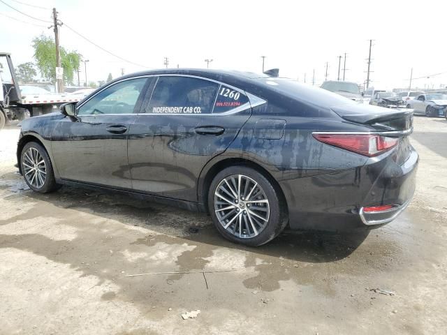 2022 Lexus ES 300H Base