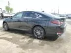 2022 Lexus ES 300H Base