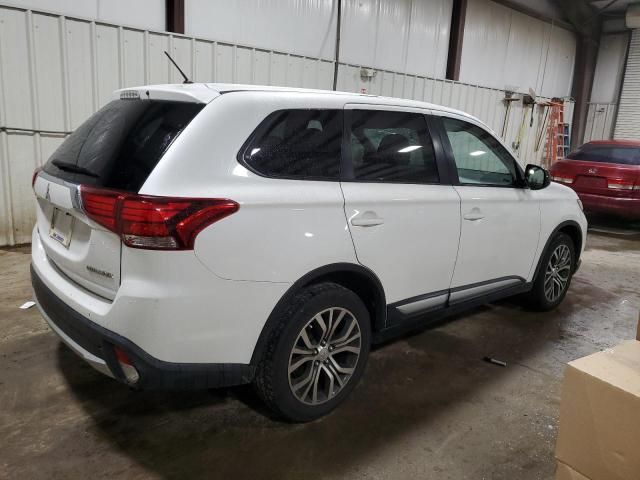 2016 Mitsubishi Outlander SE