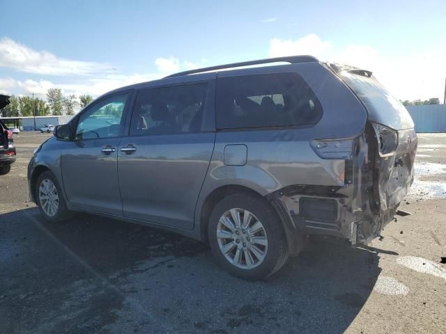 2015 Toyota Sienna XLE