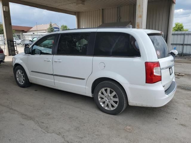 2014 Chrysler Town & Country Touring