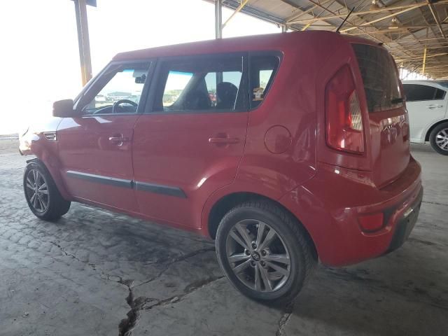 2013 KIA Soul +