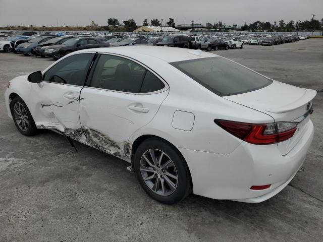 2016 Lexus ES 300H