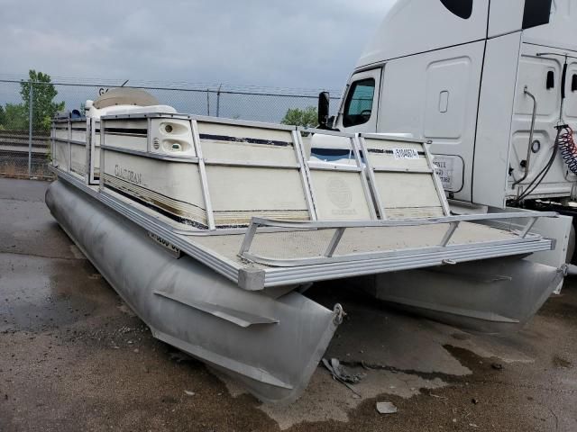 1998 Crestliner Pontoon