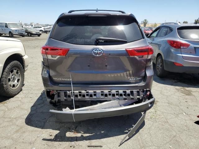 2018 Toyota Highlander SE