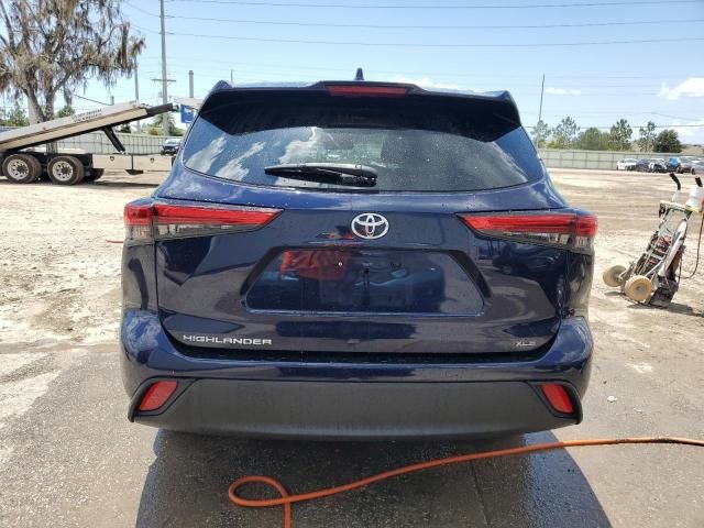 2022 Toyota Highlander XLE