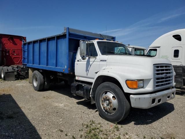 1998 Ford F800