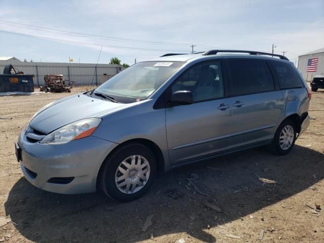 2007 Toyota Sienna CE