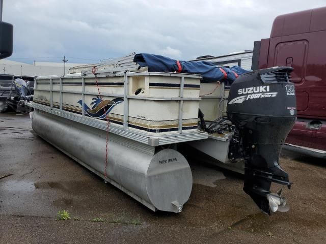 1998 Crestliner Pontoon