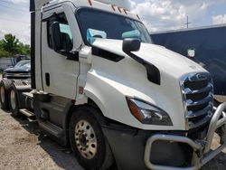 Vehiculos salvage en venta de Copart Fort Wayne, IN: 2022 Freightliner Cascadia 116