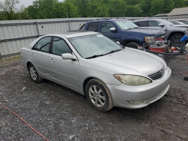 2005 Toyota Camry LE