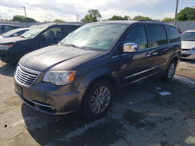 2015 Chrysler Town & Country Touring L