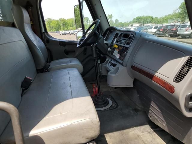 2013 Freightliner M2 106 Medium Duty