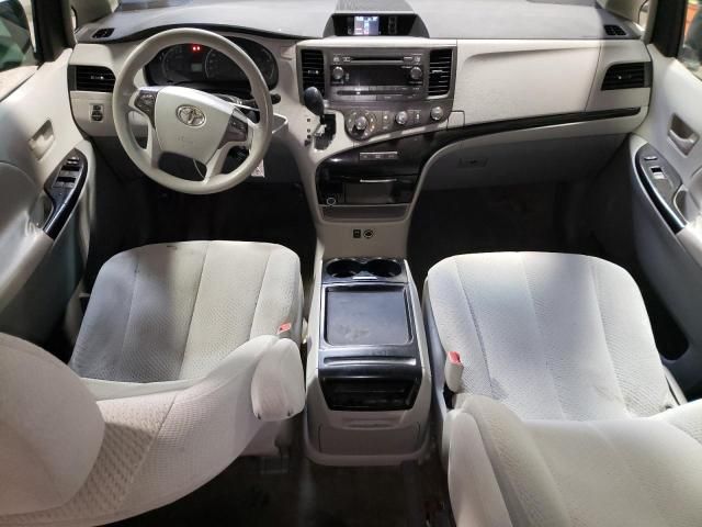 2011 Toyota Sienna LE