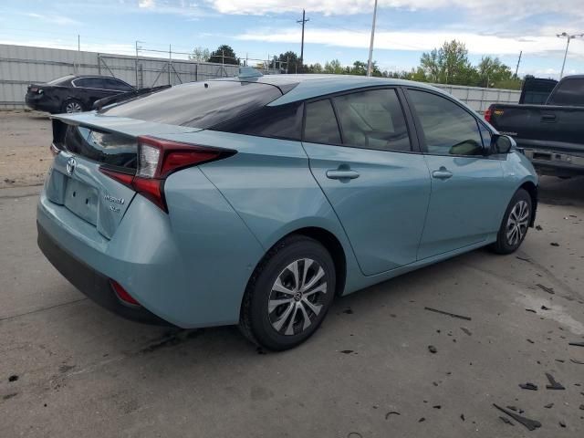 2022 Toyota Prius LE