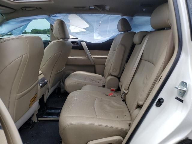 2013 Toyota Highlander Base