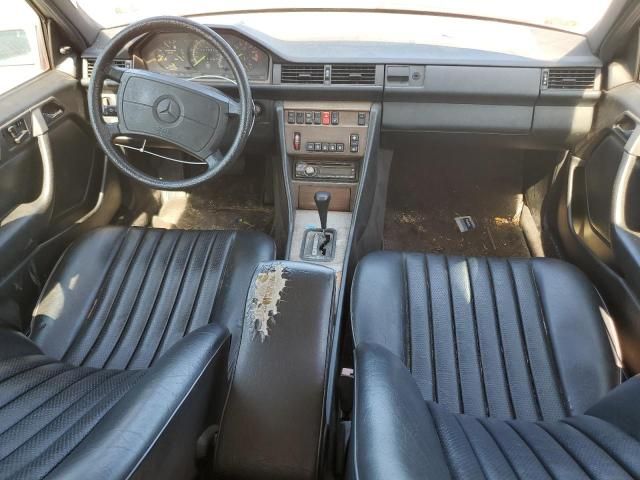 1989 Mercedes-Benz 300 E