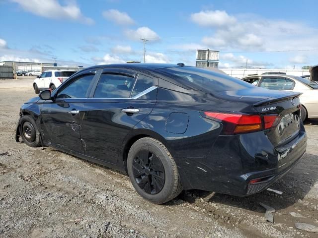 2019 Nissan Altima S