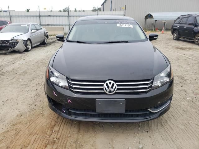 2014 Volkswagen Passat SE