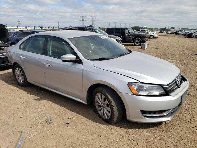 2013 Volkswagen Passat S