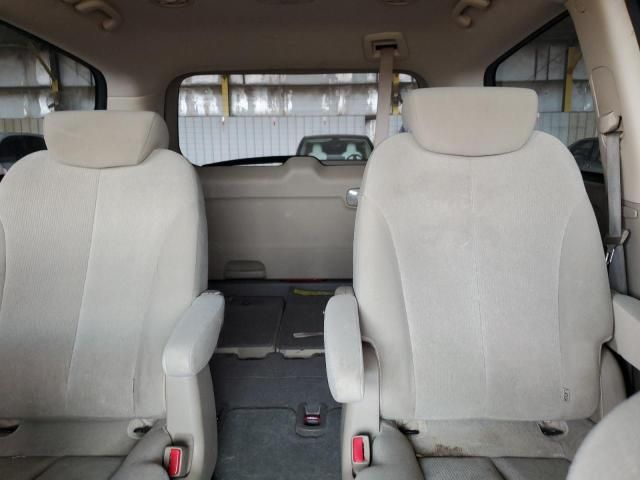 2009 KIA Sedona EX