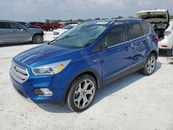 Carros salvage para piezas a la venta en subasta: 2019 Ford Escape Titanium