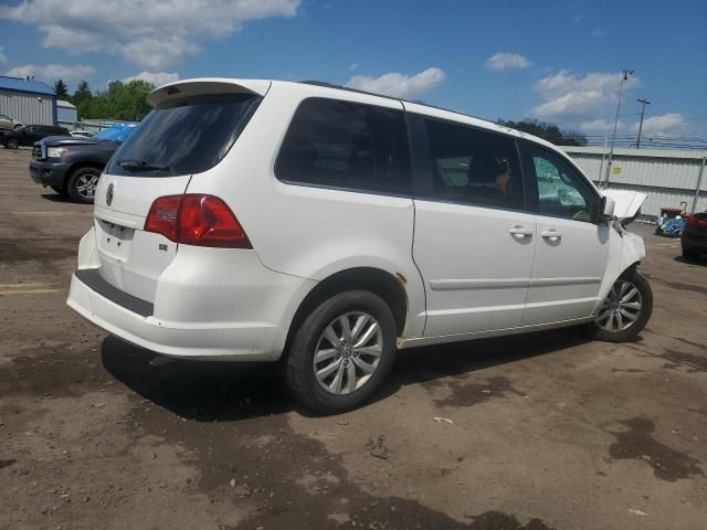 2012 Volkswagen Routan SE