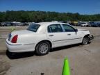 2000 Lincoln Town Car Signature