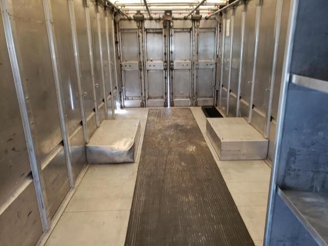 2007 Freightliner Chassis M Line WALK-IN Van