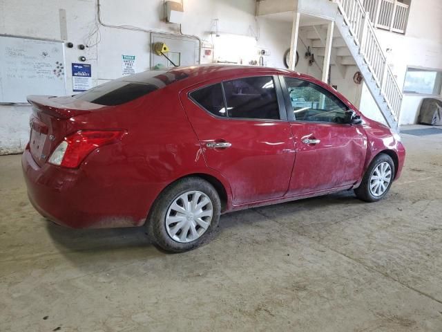 2013 Nissan Versa S