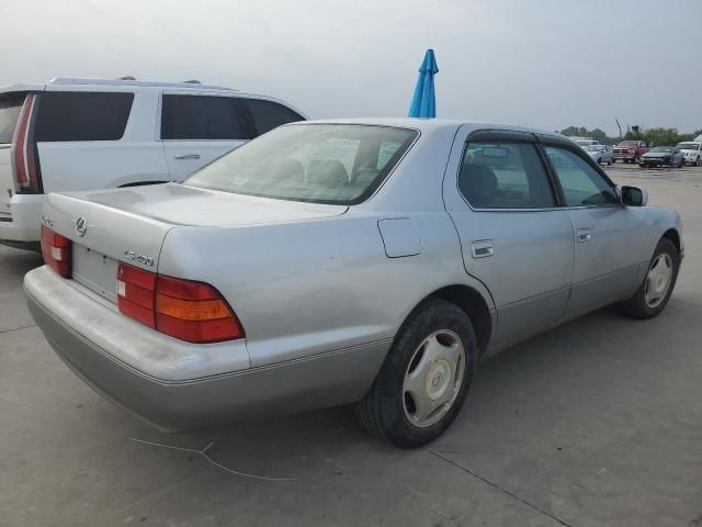 1999 Lexus LS 400