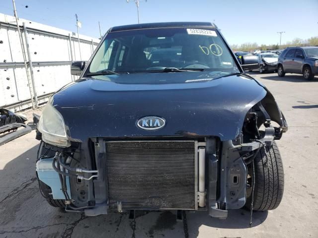 2010 KIA Soul +