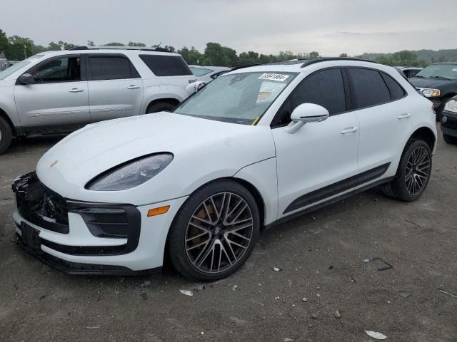 2022 Porsche Macan