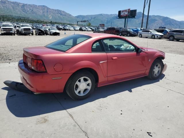 2000 Ford Mustang