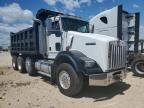 2007 Kenworth Construction T800