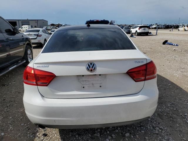 2014 Volkswagen Passat SE