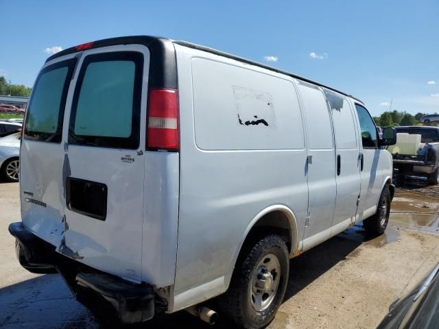 2010 Chevrolet Express G2500