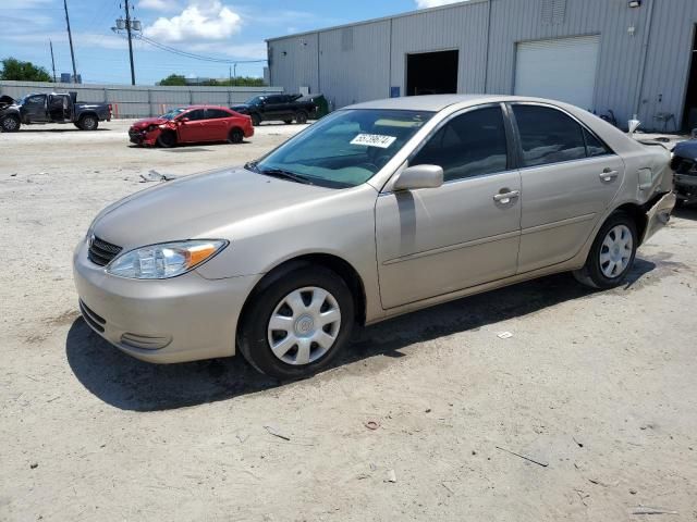 2004 Toyota Camry LE