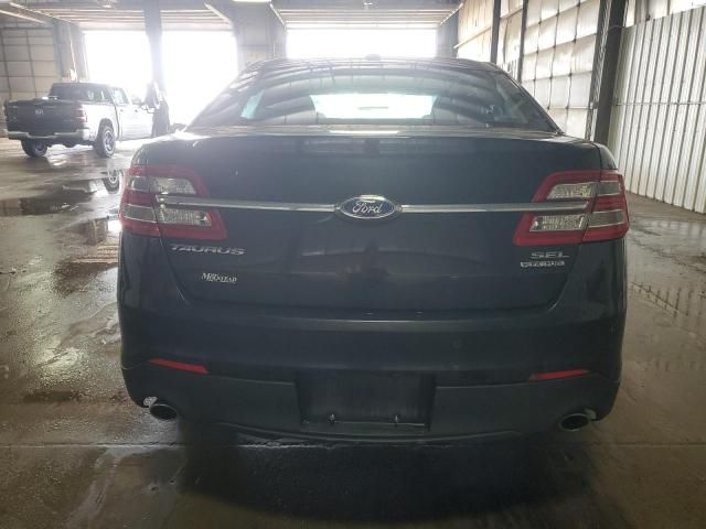 2015 Ford Taurus SEL