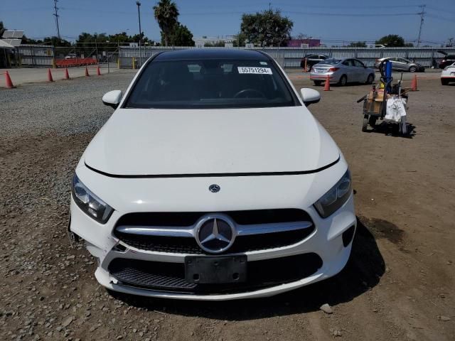 2019 Mercedes-Benz A 220