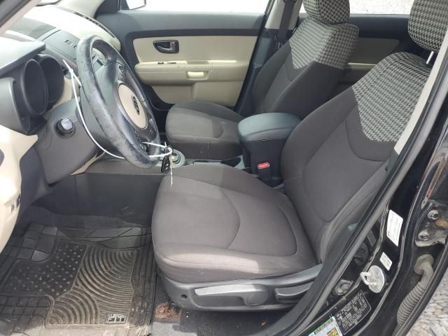 2010 KIA Soul +